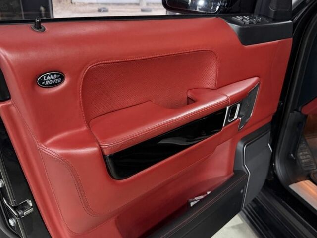 Черный Ленд Ровер Рендж Ровер, объемом двигателя 3.6 л и пробегом 330 тыс. км за 21500 $, фото 8 на Automoto.ua