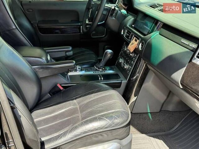 Чорний Ленд Ровер Рендж Ровер, об'ємом двигуна 3.6 л та пробігом 280 тис. км за 18290 $, фото 25 на Automoto.ua
