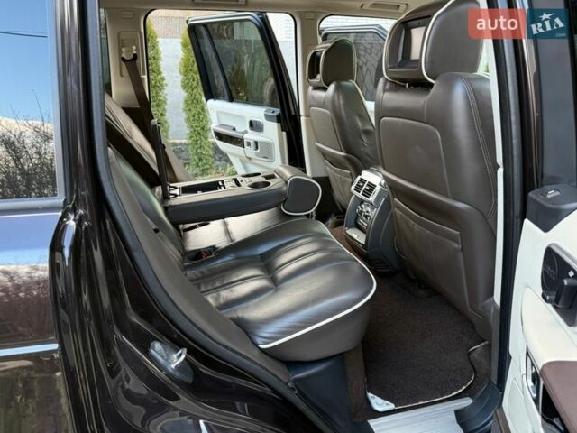 Чорний Ленд Ровер Рендж Ровер, об'ємом двигуна 3.63 л та пробігом 327 тис. км за 14900 $, фото 18 на Automoto.ua