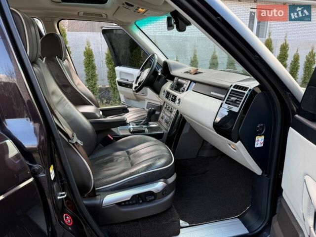 Чорний Ленд Ровер Рендж Ровер, об'ємом двигуна 3.63 л та пробігом 327 тис. км за 14900 $, фото 16 на Automoto.ua
