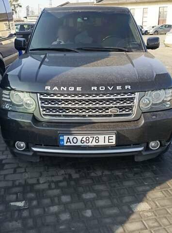 Ленд Ровер Рендж Ровер 2010 в Ужгороде на Automoto.ua Черный Ленд Ровер Рендж Ровер, объемом двигателя 3.63 л и пробегом 210 тыс. км за 20000 $, фото 4 на Automoto.ua
