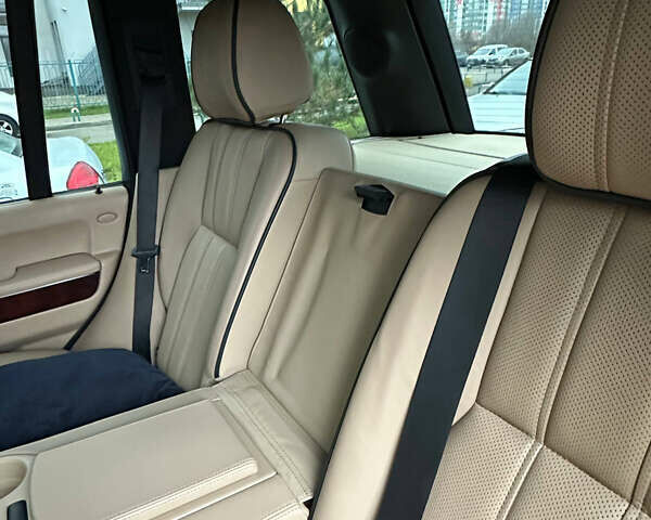 Черный Ленд Ровер Рендж Ровер, объемом двигателя 5 л и пробегом 168 тыс. км за 15900 $, фото 19 на Automoto.ua