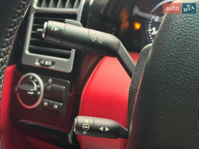 Чорний Ленд Ровер Рендж Ровер, об'ємом двигуна 5 л та пробігом 202 тис. км за 19990 $, фото 13 на Automoto.ua