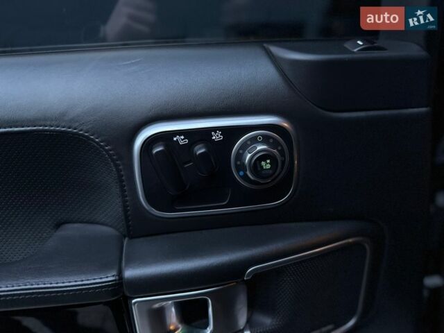 Черный Ленд Ровер Рендж Ровер, объемом двигателя 5 л и пробегом 215 тыс. км за 12999 $, фото 28 на Automoto.ua