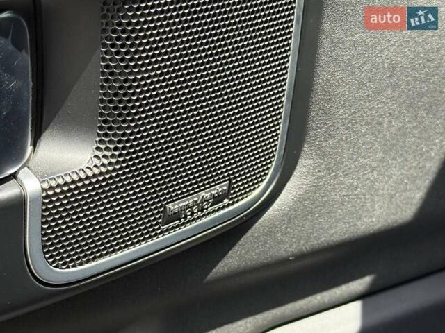 Чорний Ленд Ровер Рендж Ровер, об'ємом двигуна 3.6 л та пробігом 280 тис. км за 18290 $, фото 16 на Automoto.ua