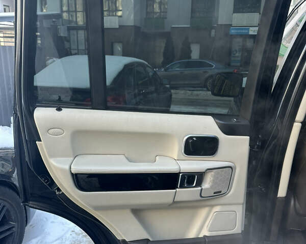 Чорний Ленд Ровер Рендж Ровер, об'ємом двигуна 5 л та пробігом 187 тис. км за 14900 $, фото 53 на Automoto.ua