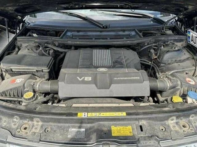 Черный Ленд Ровер Рендж Ровер, объемом двигателя 5 л и пробегом 156 тыс. км за 12500 $, фото 14 на Automoto.ua