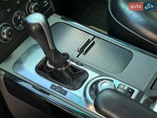 Чорний Ленд Ровер Рендж Ровер, об'ємом двигуна 3.6 л та пробігом 280 тис. км за 18290 $, фото 15 на Automoto.ua