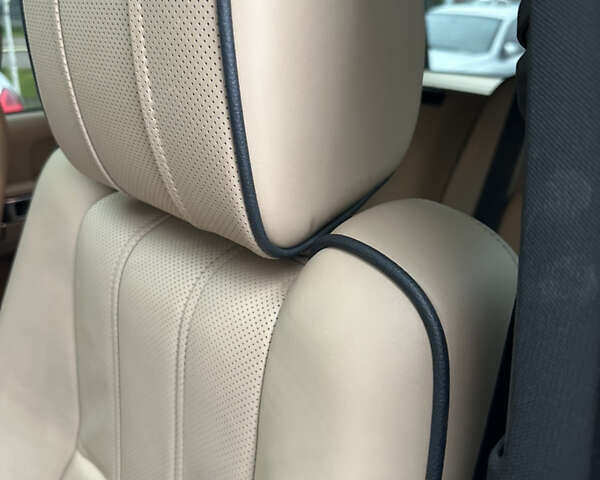 Черный Ленд Ровер Рендж Ровер, объемом двигателя 5 л и пробегом 168 тыс. км за 15900 $, фото 60 на Automoto.ua