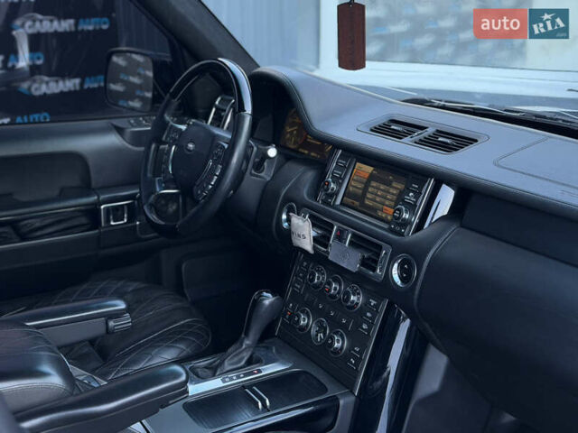 Чорний Ленд Ровер Рендж Ровер, об'ємом двигуна 5 л та пробігом 190 тис. км за 13999 $, фото 20 на Automoto.ua