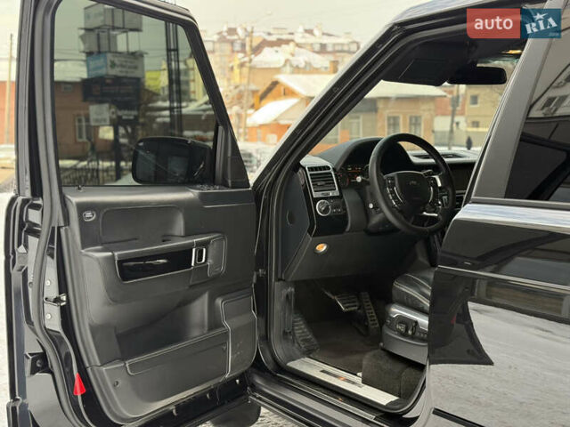 Черный Ленд Ровер Рендж Ровер, объемом двигателя 5 л и пробегом 212 тыс. км за 12999 $, фото 24 на Automoto.ua