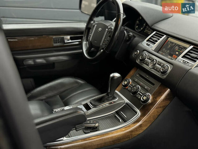 Черный Ленд Ровер Рендж Ровер, объемом двигателя 3 л и пробегом 252 тыс. км за 14500 $, фото 3 на Automoto.ua