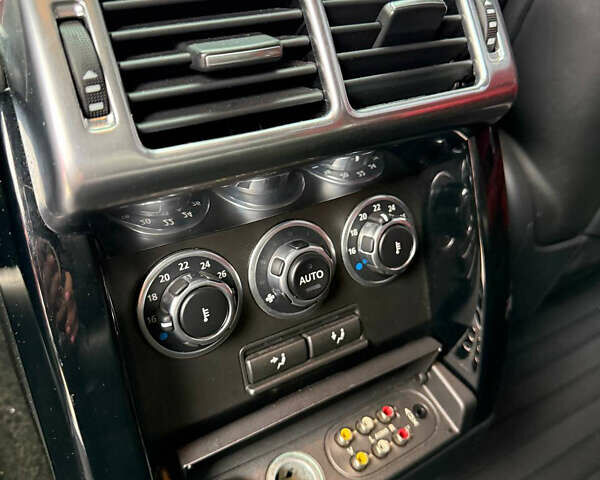 Черный Ленд Ровер Рендж Ровер, объемом двигателя 3.63 л и пробегом 307 тыс. км за 19999 $, фото 2 на Automoto.ua