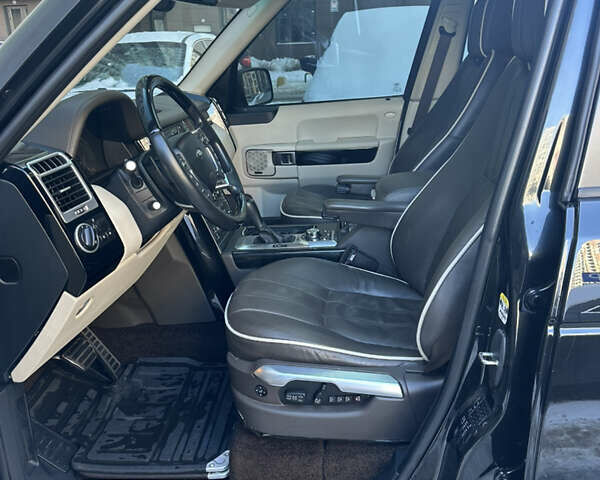 Чорний Ленд Ровер Рендж Ровер, об'ємом двигуна 5 л та пробігом 187 тис. км за 14900 $, фото 66 на Automoto.ua