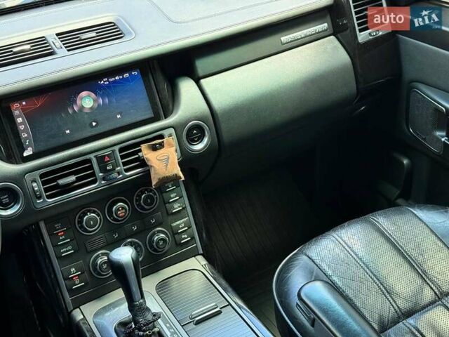 Чорний Ленд Ровер Рендж Ровер, об'ємом двигуна 3.6 л та пробігом 280 тис. км за 18290 $, фото 30 на Automoto.ua