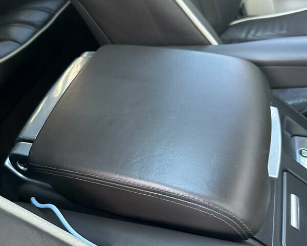 Чорний Ленд Ровер Рендж Ровер, об'ємом двигуна 5 л та пробігом 187 тис. км за 14900 $, фото 27 на Automoto.ua