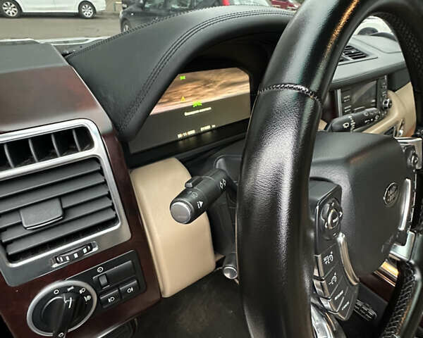 Черный Ленд Ровер Рендж Ровер, объемом двигателя 5 л и пробегом 168 тыс. км за 15900 $, фото 48 на Automoto.ua