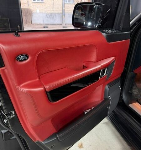 Чорний Ленд Ровер Рендж Ровер, об'ємом двигуна 3.63 л та пробігом 330 тис. км за 21500 $, фото 7 на Automoto.ua