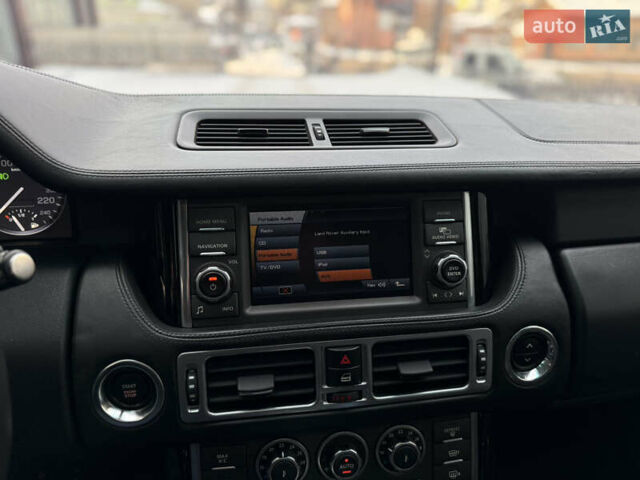 Чорний Ленд Ровер Рендж Ровер, об'ємом двигуна 5 л та пробігом 212 тис. км за 13999 $, фото 39 на Automoto.ua