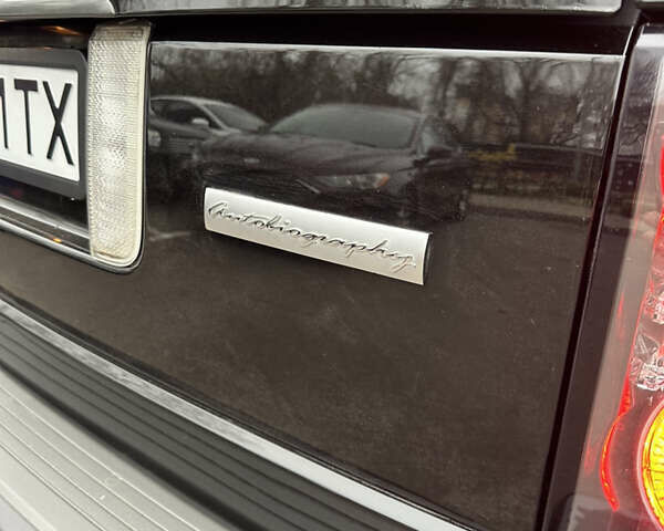 Черный Ленд Ровер Рендж Ровер, объемом двигателя 5 л и пробегом 168 тыс. км за 15900 $, фото 51 на Automoto.ua