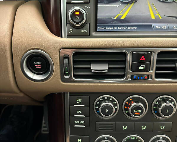 Черный Ленд Ровер Рендж Ровер, объемом двигателя 5 л и пробегом 168 тыс. км за 15900 $, фото 29 на Automoto.ua