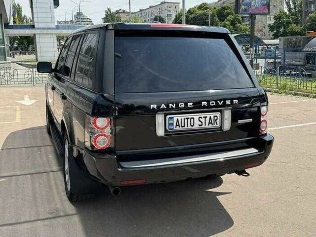 Черный Ленд Ровер Рендж Ровер, объемом двигателя 5 л и пробегом 156 тыс. км за 12500 $, фото 4 на Automoto.ua