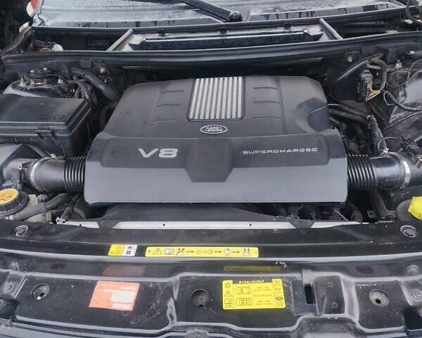 Чорний Ленд Ровер Рендж Ровер, об'ємом двигуна 5 л та пробігом 179 тис. км за 17500 $, фото 12 на Automoto.ua