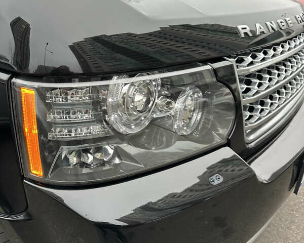 Черный Ленд Ровер Рендж Ровер, объемом двигателя 5 л и пробегом 168 тыс. км за 15900 $, фото 45 на Automoto.ua