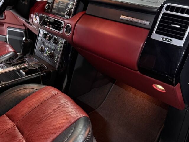 Черный Ленд Ровер Рендж Ровер, объемом двигателя 3.6 л и пробегом 330 тыс. км за 21500 $, фото 16 на Automoto.ua