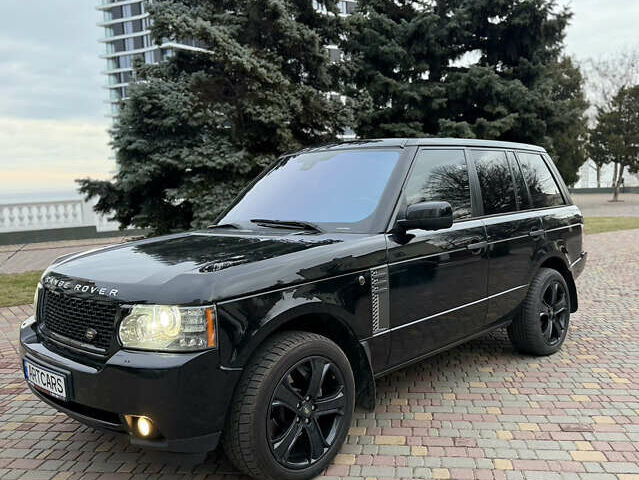 Черный Ленд Ровер Рендж Ровер, объемом двигателя 5 л и пробегом 240 тыс. км за 12500 $, фото 1 на Automoto.ua