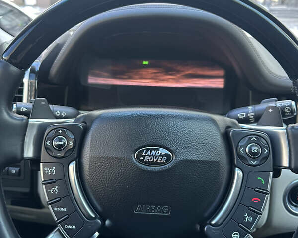 Чорний Ленд Ровер Рендж Ровер, об'ємом двигуна 5 л та пробігом 187 тис. км за 14900 $, фото 24 на Automoto.ua