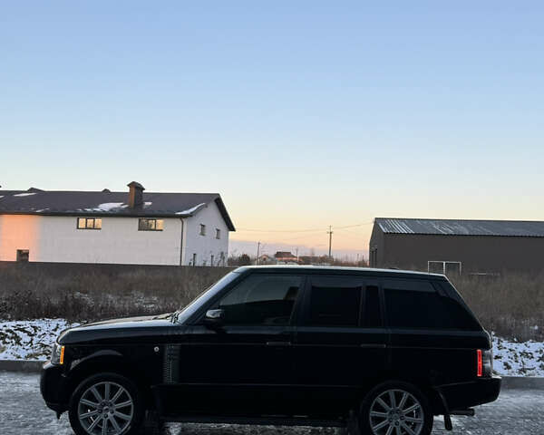 Черный Ленд Ровер Рендж Ровер, объемом двигателя 5 л и пробегом 255 тыс. км за 12800 $, фото 4 на Automoto.ua