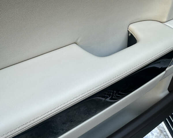 Чорний Ленд Ровер Рендж Ровер, об'ємом двигуна 5 л та пробігом 187 тис. км за 14900 $, фото 59 на Automoto.ua