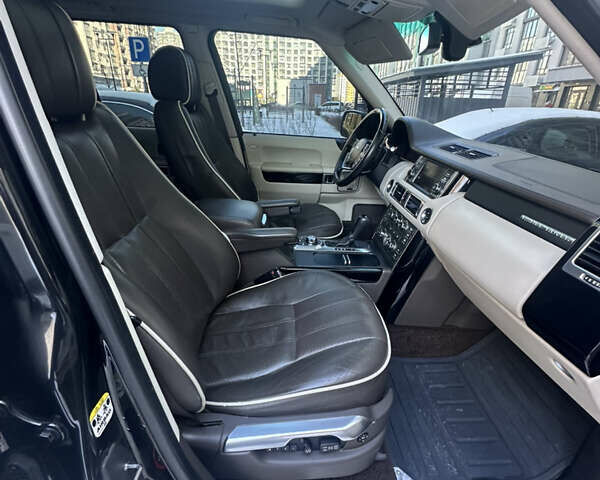 Чорний Ленд Ровер Рендж Ровер, об'ємом двигуна 5 л та пробігом 187 тис. км за 14900 $, фото 11 на Automoto.ua