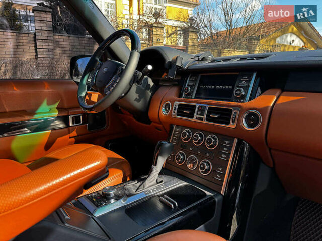 Чорний Ленд Ровер Рендж Ровер, об'ємом двигуна 5 л та пробігом 280 тис. км за 15490 $, фото 41 на Automoto.ua