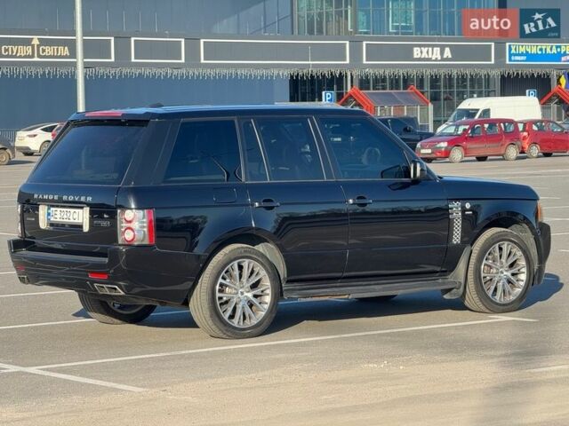 Чорний Ленд Ровер Рендж Ровер, об'ємом двигуна 5 л та пробігом 157 тис. км за 17999 $, фото 2 на Automoto.ua
