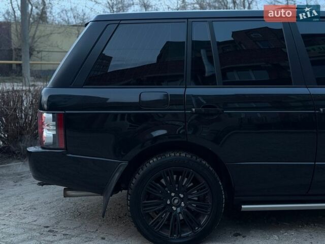 Черный Ленд Ровер Рендж Ровер, объемом двигателя 5 л и пробегом 215 тыс. км за 12999 $, фото 10 на Automoto.ua