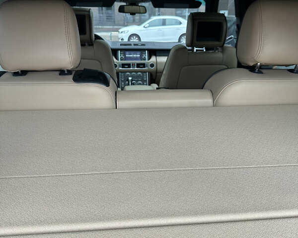 Черный Ленд Ровер Рендж Ровер, объемом двигателя 5 л и пробегом 168 тыс. км за 15900 $, фото 59 на Automoto.ua