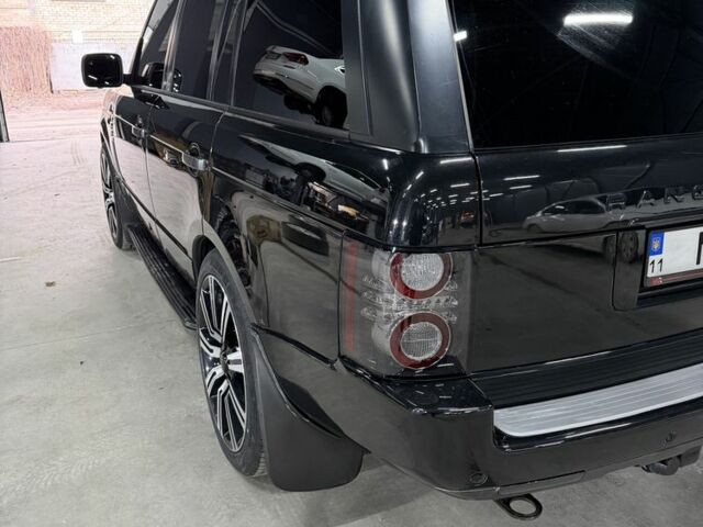 Черный Ленд Ровер Рендж Ровер, объемом двигателя 3.6 л и пробегом 330 тыс. км за 21500 $, фото 3 на Automoto.ua