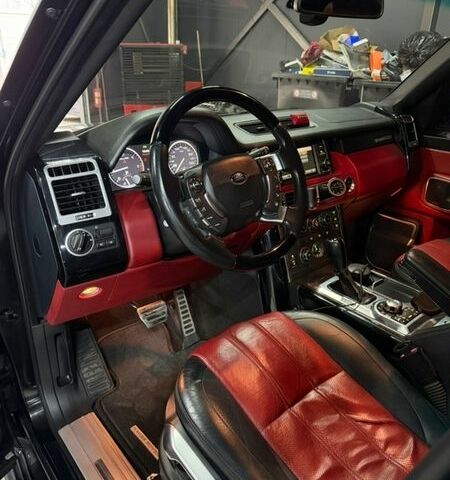 Чорний Ленд Ровер Рендж Ровер, об'ємом двигуна 3.63 л та пробігом 330 тис. км за 21500 $, фото 8 на Automoto.ua