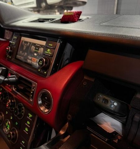 Чорний Ленд Ровер Рендж Ровер, об'ємом двигуна 3.63 л та пробігом 330 тис. км за 21500 $, фото 21 на Automoto.ua