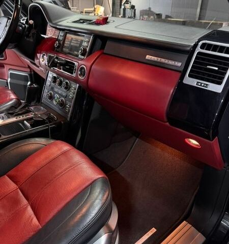 Чорний Ленд Ровер Рендж Ровер, об'ємом двигуна 3.63 л та пробігом 330 тис. км за 21500 $, фото 16 на Automoto.ua