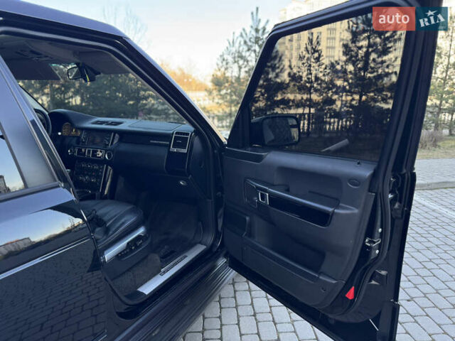 Ленд Ровер Рендж Ровер 2010 у Івано-Франківську на Automoto.ua Чорний Ленд Ровер Рендж Ровер, об'ємом двигуна 5 л та пробігом 250 тис. км за 12950 $, фото 19 на Automoto.ua