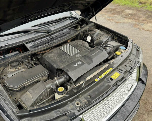 Черный Ленд Ровер Рендж Ровер, объемом двигателя 5 л и пробегом 194 тыс. км за 13690 $, фото 24 на Automoto.ua