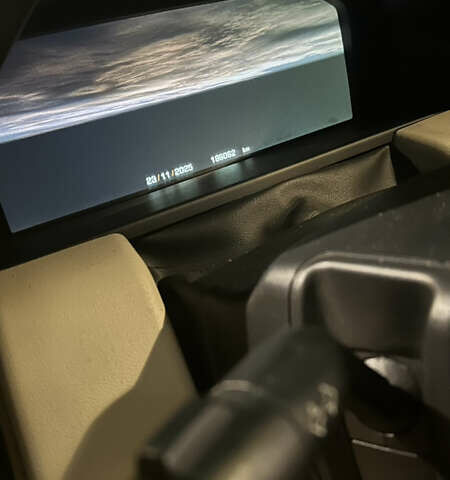 Чорний Ленд Ровер Рендж Ровер, об'ємом двигуна 5 л та пробігом 185 тис. км за 12500 $, фото 9 на Automoto.ua