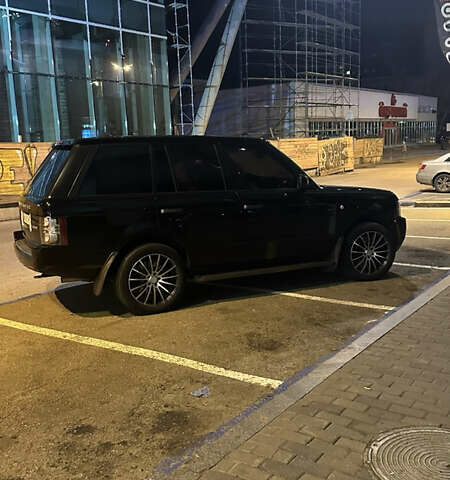 Чорний Ленд Ровер Рендж Ровер, об'ємом двигуна 5 л та пробігом 185 тис. км за 12500 $, фото 2 на Automoto.ua