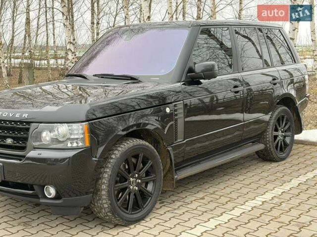 Черный Ленд Ровер Рендж Ровер, объемом двигателя 5 л и пробегом 220 тыс. км за 14000 $, фото 2 на Automoto.ua