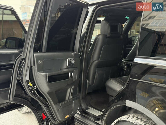 Чорний Ленд Ровер Рендж Ровер, об'ємом двигуна 5 л та пробігом 212 тис. км за 13999 $, фото 25 на Automoto.ua