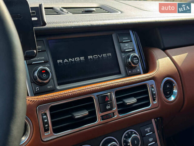 Чорний Ленд Ровер Рендж Ровер, об'ємом двигуна 5 л та пробігом 280 тис. км за 15490 $, фото 26 на Automoto.ua