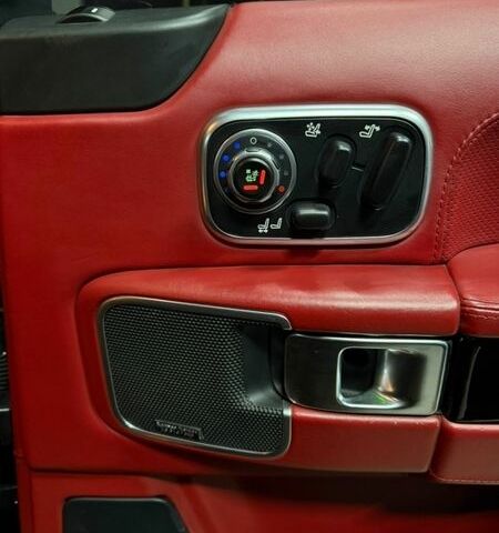 Чорний Ленд Ровер Рендж Ровер, об'ємом двигуна 3.63 л та пробігом 330 тис. км за 21500 $, фото 24 на Automoto.ua